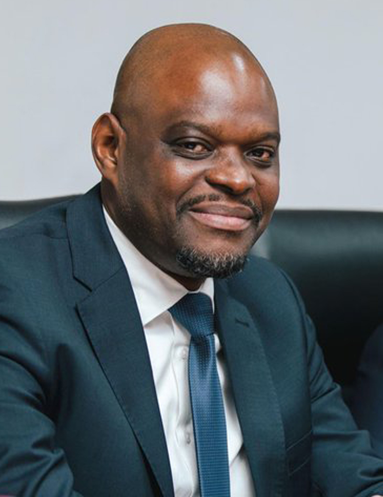 M. OKANA Lénine